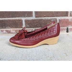 vintage 70s Brick Red DEADSTOCK kiltie RETRO LOAFERS 6.5 wedge heels oxfords